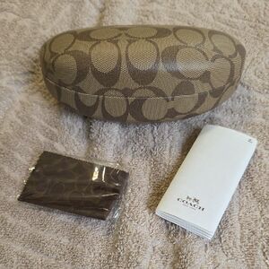 new Coach Signature Hard Clamshell Glasses Case